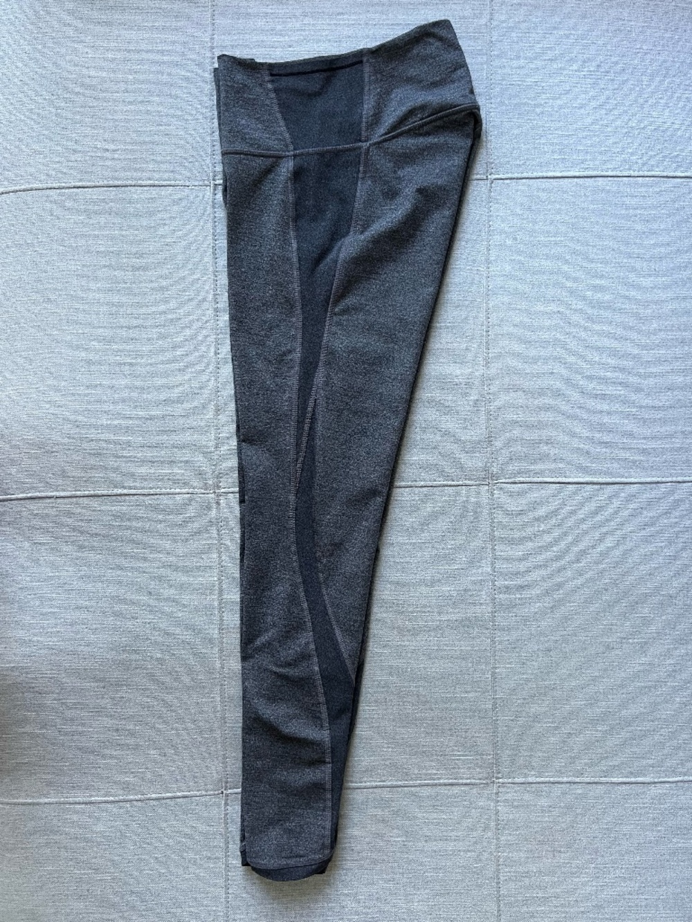 Lululemon leggings size 6